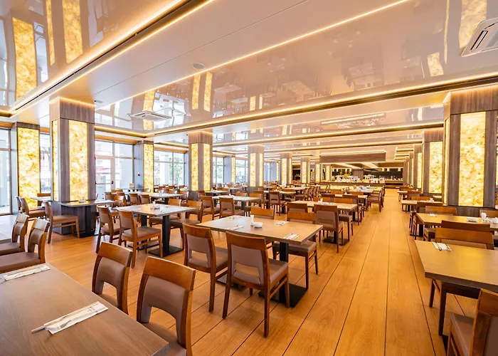 Hotel Unitral Spa W Mielnie